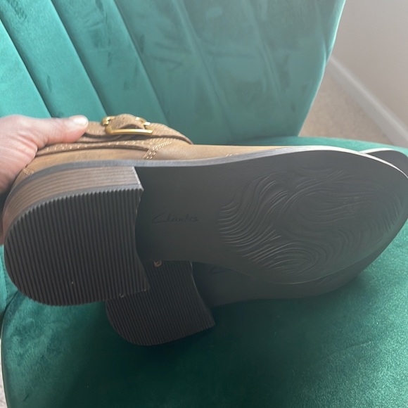 Brand new Clarks boots - Picture 7 of 7